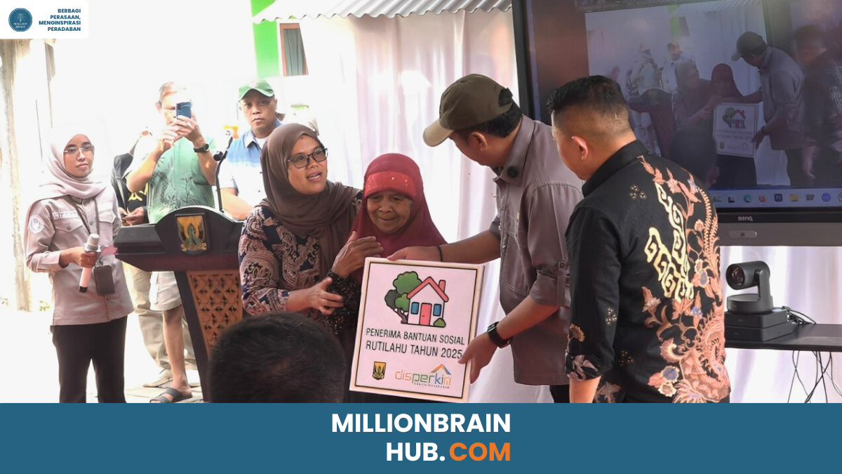 Bupati dan wakil Bupati Sukabumi, Asep japar dan Andreas dalam acara Rutilahu