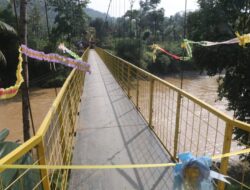 Jembatan Putus Diterjang Banjir di Desa Sukaluyu Kalibunder Bisa Diakses Lagi