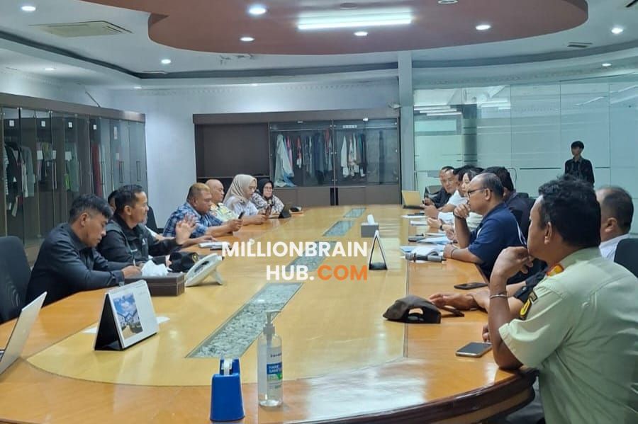 Komisi I DPRD Kabupaten Sukabumi turun langsung ke PT Citra. |Foto: Asep