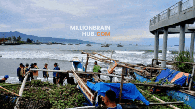 Kecewa Lihat Perahu Mogok di Bibir Wisata, Bupati Sukabumi Asep Japar Minta Pantai Palabuhanratu Ditertibkan