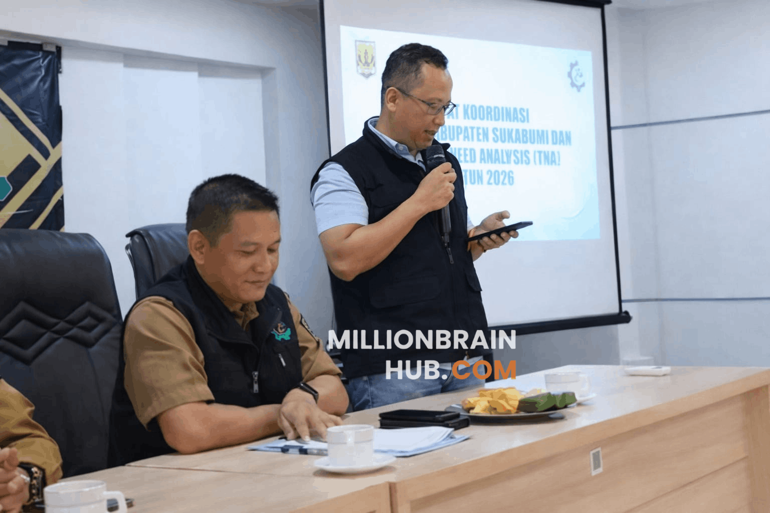 Kepala Dinas Tenaga Kerja dan Transmigrasi Kabupaten Sukabumi, Sigit Widarmadi, saat menghadiri pelatihan. |Foto: istimewa