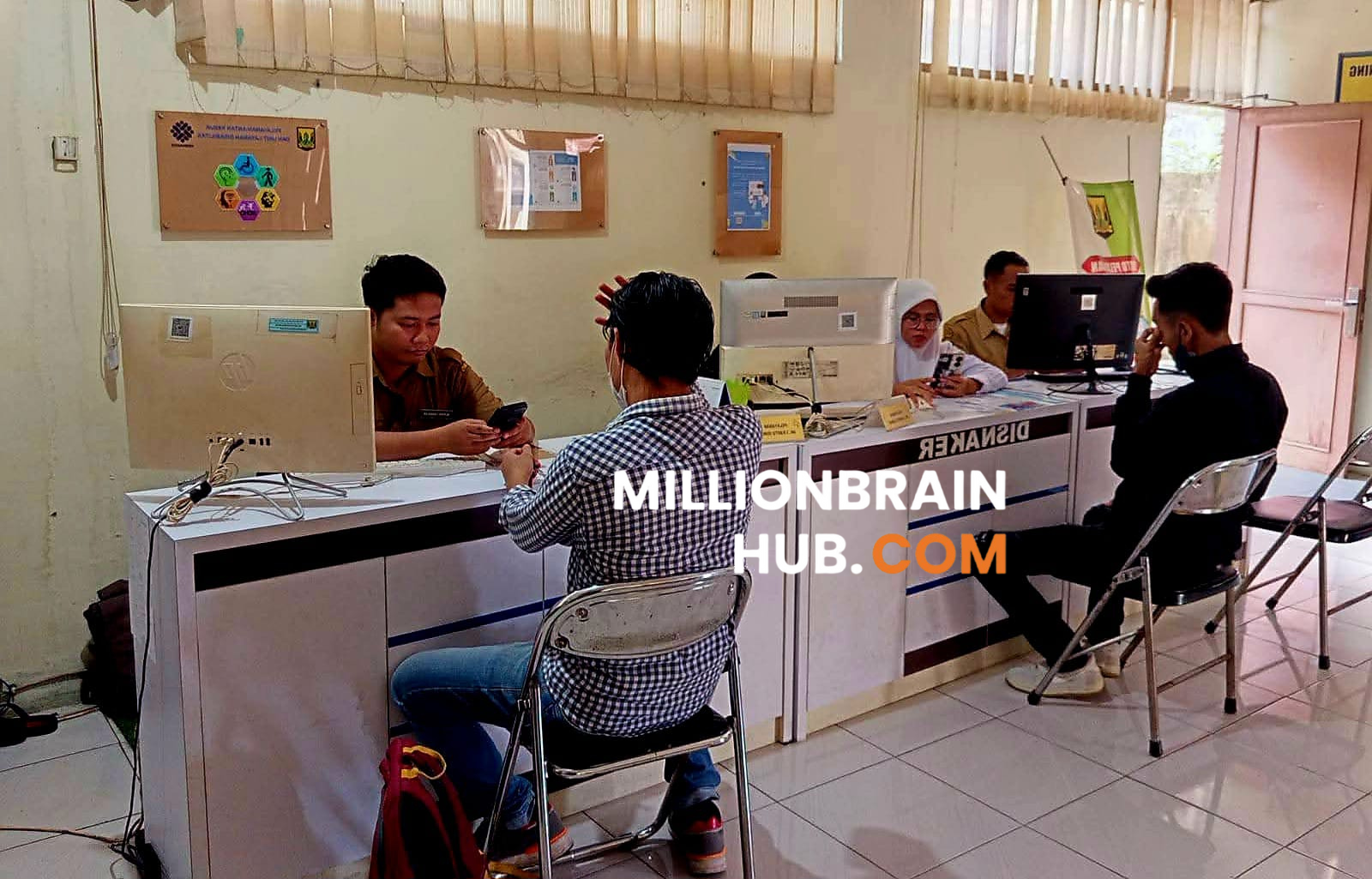 Disnakertrans Sukabumi Luncurkan Kartu Kuning Digital lewat SIAPkerja