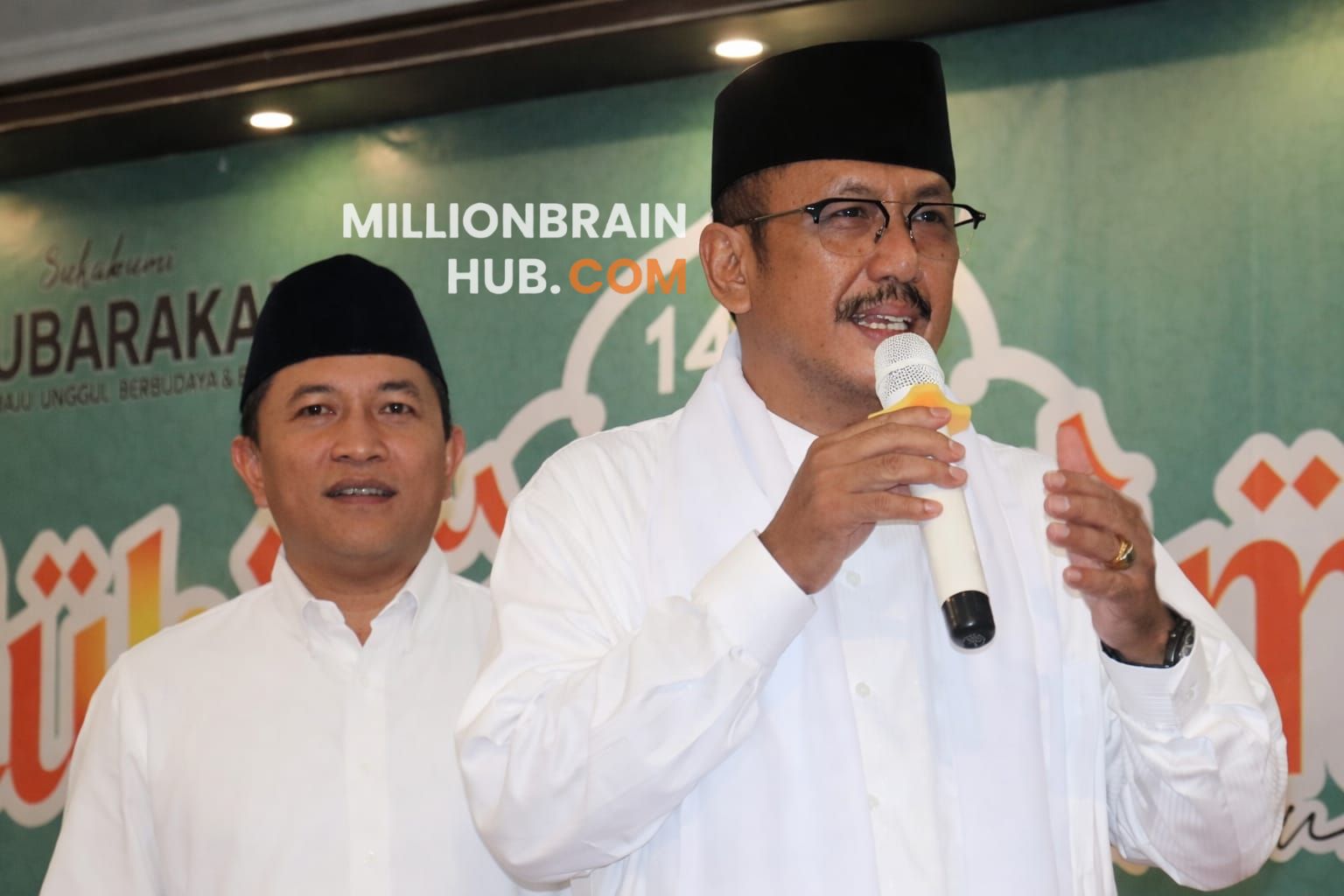 Bupati dan Wakil Bupati Sukabumi Asep Japar - Andreas saat Muhibah Ramadan di Yaspida Kadudampit. |Foto: Asoka