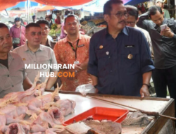Ayam Tembus Rp45 Ribu, Bupati Sukabumi Sidak Pasar: “Jangan Sampai Rakyat Tercekik”
