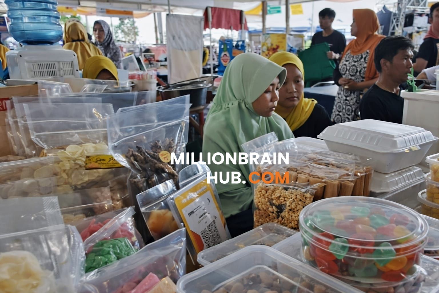 Bazar Culinary Ramadan 1447 Hijriah di lapang STISIP Widyapuri Mandiri, Komplek Gelanggang Cisaat, Senin (2/3/2026)