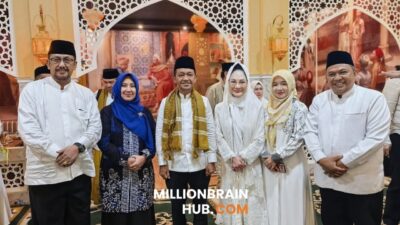 Ketua DPRD Kabupaten Sukabumi Budi Azhar Mutawali, turut mendampingi Bahlil Lahadalia bersama rombongan dalam rangkaian Safari Ramadan di Pondok Pesantren Azzainiyah, Salabintana, Sabtu (8/3/2026), |Foto: Kang BA