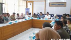 Bahas LKPJ Bupati tahun 2025. Rapat kerja Komisi IV DPRD Kabupaten Sukabumi di aula kantor Disnakertrans. |Foto: ist