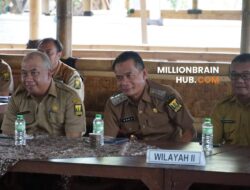 Camat Kepanjangan Tugas Bupati di Wilayah