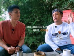 Desa Lain Mengeluh Anggaran, Kades Ganteng Sukajaya Bicara Kemandirian