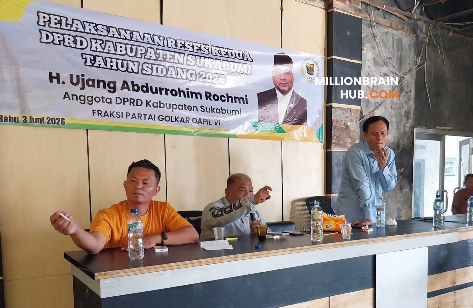 Anggota DPRD Kabupaten Sukabumi dari Fraksi Partai Golkar, Ujang Abdurrohim Rochmi, menggelar Reses Kedua Tahun Sidang 2026 di Desa Mandrajaya, Kecamatan Ciemas, Rabu (3/6/2026). |Foto: pemdes Mandrajaya