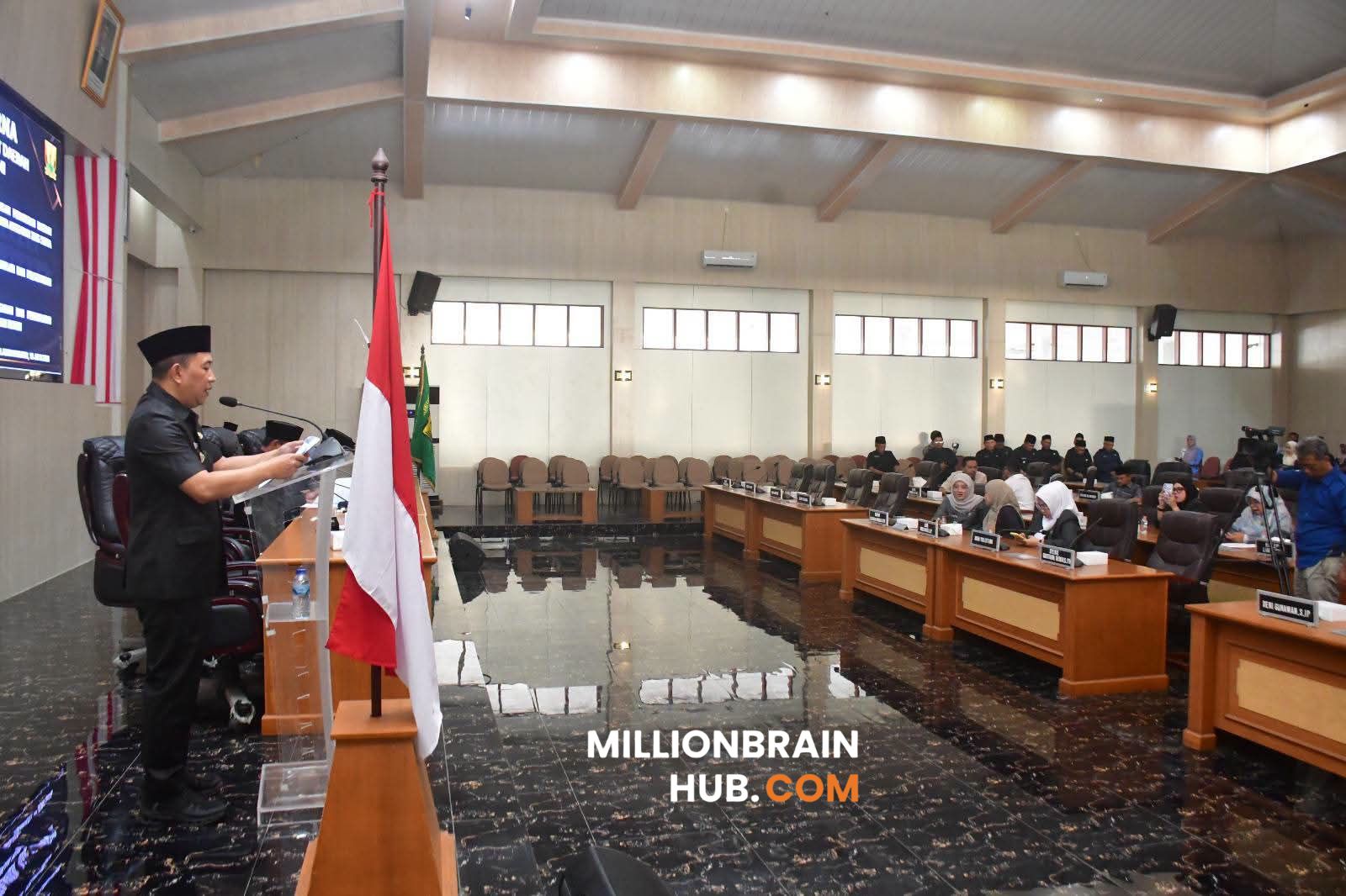 Rapat Paripurna DPRD Kabupaten Sukabumi, Jumat (19/6/2026). |Foto: Humprot