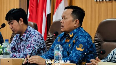 Kepala Dinas Pertanian Kabupaten Sukabumi, Aep Majmudin, saat menggelar kegiatan peningkatan kapasitas sumber daya pertanian bagi para koordinator penyuluh pertanian se-Kabupaten Sukabumi. |Foto: distan