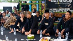 Seren Taun Akbar dan Gema Muharam 1448 Hijriah di Desa Pulosari, Kecamatan Kalapanunggal, Minggu (21/6/2026). |Foto: dispar