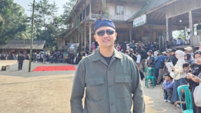 Sekretaris Dinas Pendidikan Kabupaten Sukabumi, Herdiawan Waryadi, menghadiri puncak perayaan Seren Taun Kasepuhan Sinaresmi ke-447. |Foto: Herdiawan