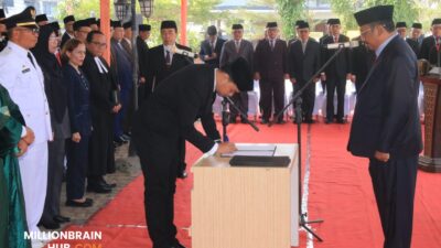Prosesi pelantikan 327 pejabat pemerintah Kabupaten Sukabumi di Alun-alun Gadobangkong, Palabuhanratu, Senin (10/8/2026). |Foto: dokpim