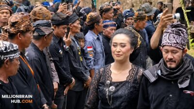 Serentaun adat kesepuhan Gelaralam. |Foto: Dok