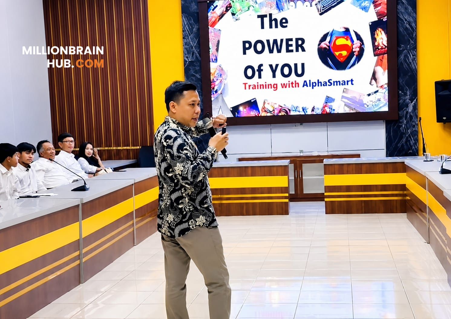 Suasana pelatihan The Power of You yang digelar di kantor DKUKM Kabupaten Sukabumi. |Foto: dok
