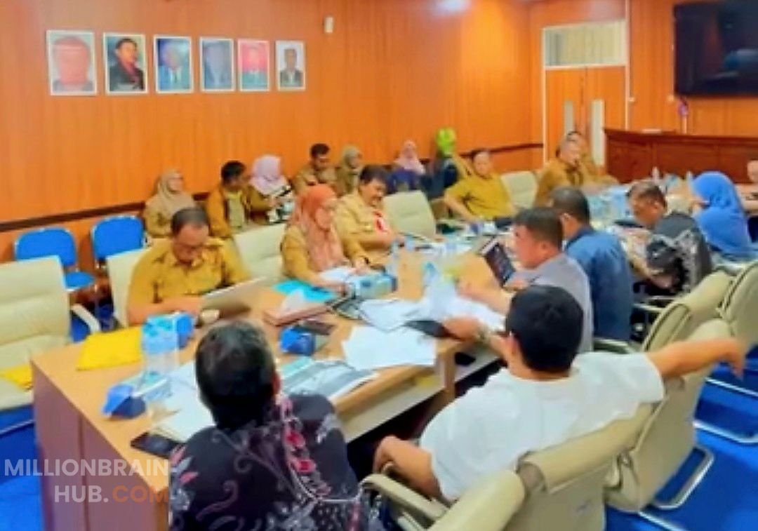 rapat kerja Komisi III DPRD Kabupaten Sukabumi bersama sejumlah perangkat daerah di kantor Perumda Air Minum Tirta Jaya Mandiri Kabupaten Sukabumi, Selasa (6/10/2026). |Foto: ist